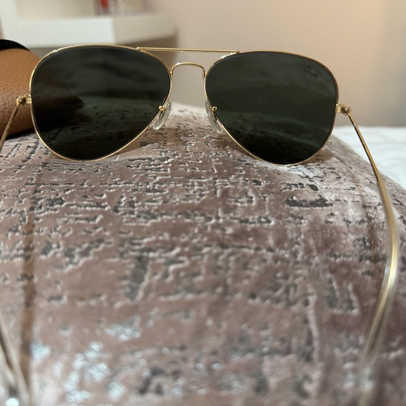 Authentic Rayban Aviator sunglasses - Picture 3 of 7